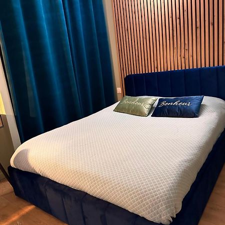 Un Appartement En Centre Ville , A 2 Pas Du Chateau De Villers Cotterets Ngoại thất bức ảnh